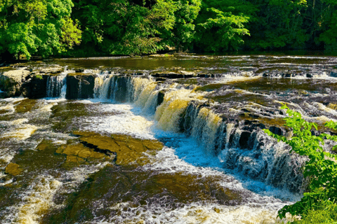 Recorrido en coche por el Parque Nacional de Yorkshire Dales con una APP