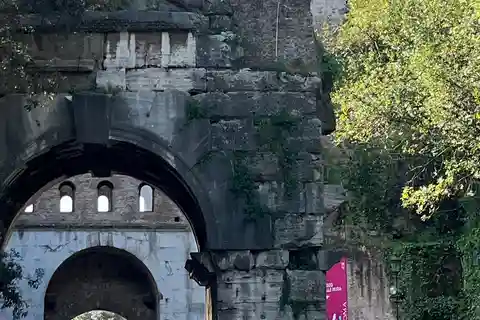Roma: tour guidato a piedi lungo la Via Appia, un nuovo tesoro dell'UNESCO