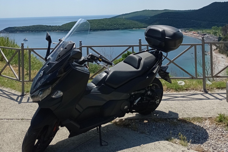 Kotor und Budva : Selbstgeführte Touren mit Freedom Scooters