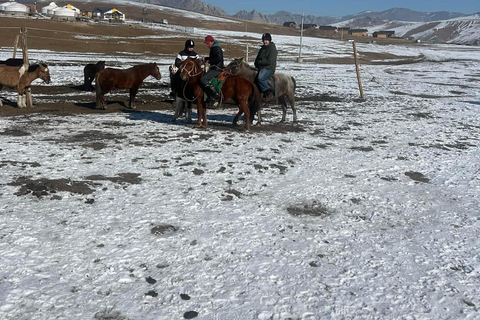 Winter tour: 2-Day Khustai &amp; Terelj National Park Tour