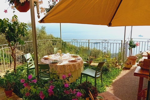 Sorrento: Marì Cooking Class in a Family Farm w/ Coast View