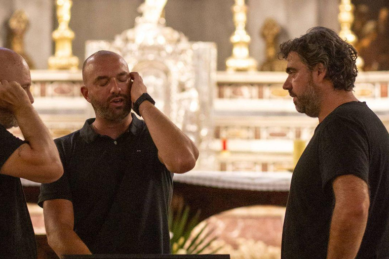 باستيا: الأساطير، زيارة غير عاديةباستيا: ليه ليجيندين، زيارة غير عادية