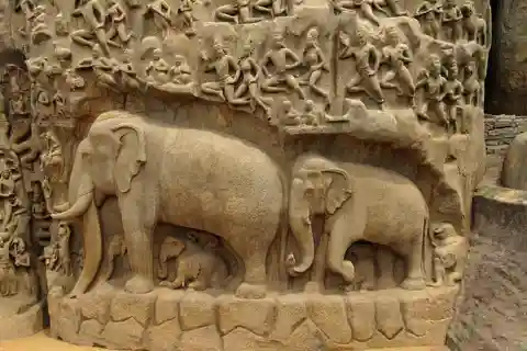 Chennai: Visita de um dia a Mahabalipuram com almoço e guia de turismo.