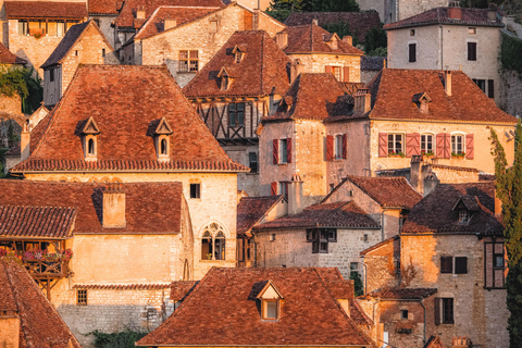 Tour of Saint-Cirq-Lapopie, an iconic village in southwestern France