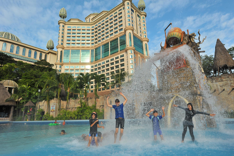 4D3N KL, Batu Caves, Genting, Putrajaya &amp; Sunway Lagoon TourPrivate Tour