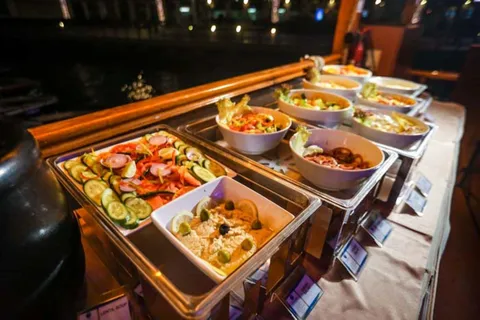 Dubai: Marina Alexandra Luxe Dhow Cruise Diner