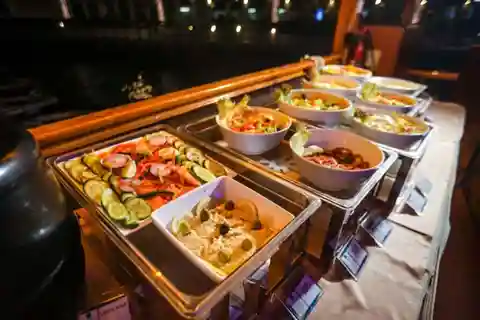 Dubai: Marina Alexandra Luksuriøs Dhow Cruise Middag