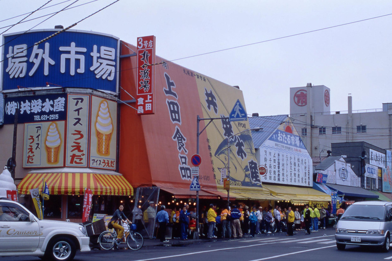 Sapporo &amp; Otaru Full-Day Highlights Tour with Hotel PickupMax 9 people