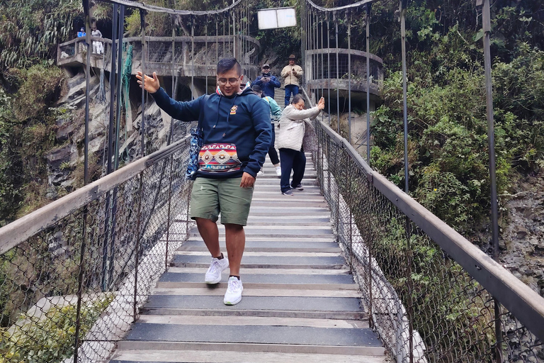 Quito: Baños de Agua Santa, Cotopaxi, Yambo Lagoon Tour, 2 days 1 night