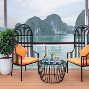 Hanoi/Cat Ba: Lan Ha Bay Day Cruise with Dark & Bright Caves Hanoi/Cat Ba: Lan Ha Bay Day Cruise with Dark & Bright Caves