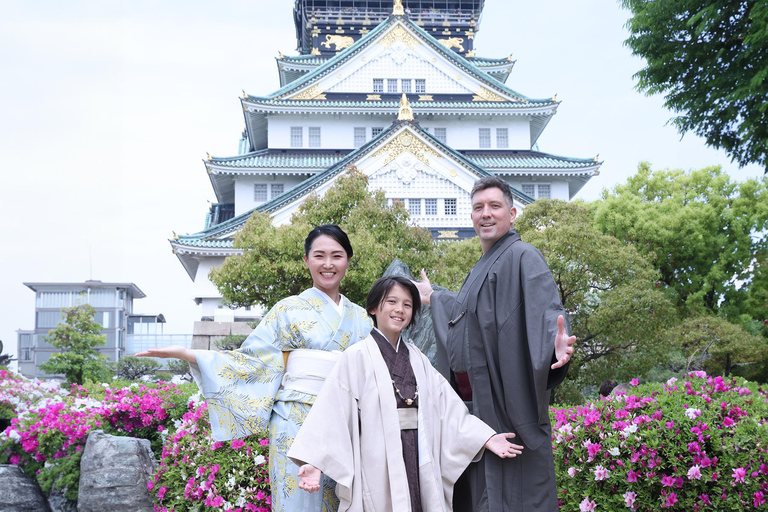 Osaka : location de kimonos, séance photo et visite du châteauVeuillez rendre le kimono le lendemain.