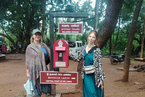From Kandy: Sigiriya Rock Fortress & Dambulla Day Trip