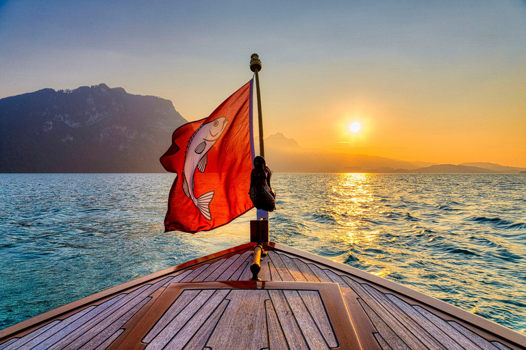 Privéboottocht op het Vierwoudstedenmeer vanuit Luzern