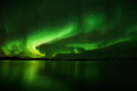Reykjavik: Tour guidato dell'aurora boreale di sera