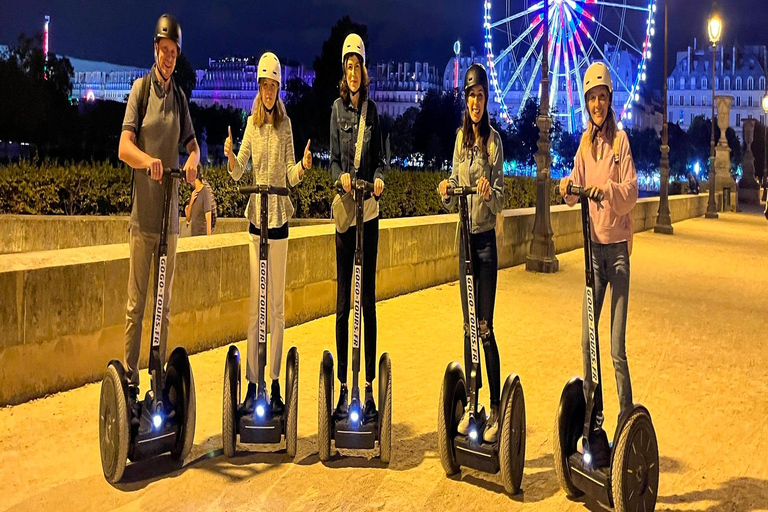 Paris à noite: Tour noturno de Segway com um guia localTour noturno de Segway para grupos