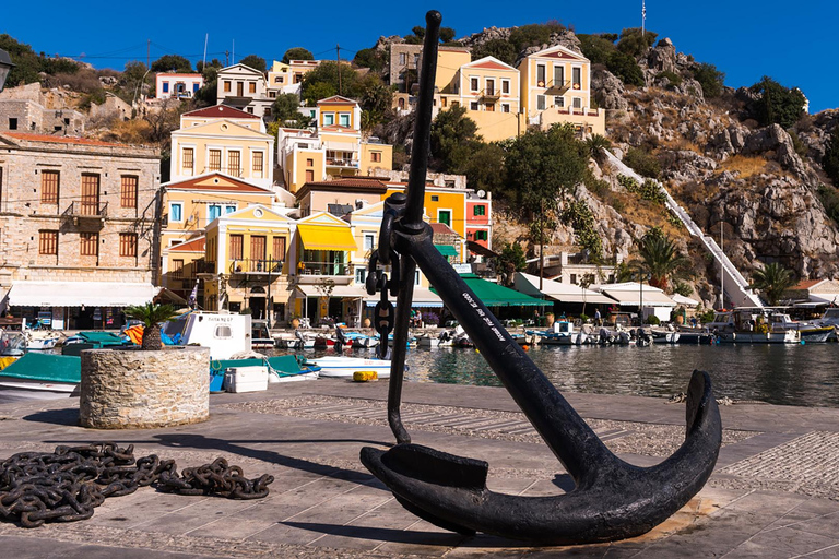 Au départ de Rhodes : Excursion d&#039;une journée sur l&#039;île de Symi et le monastère de Panormitis