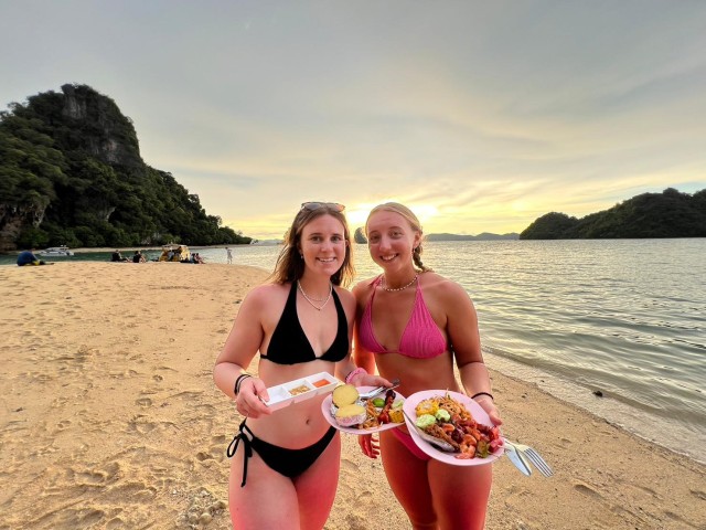 Visit Krabi Hong Island Sunset Tour and BBQ Dinner in Krabi