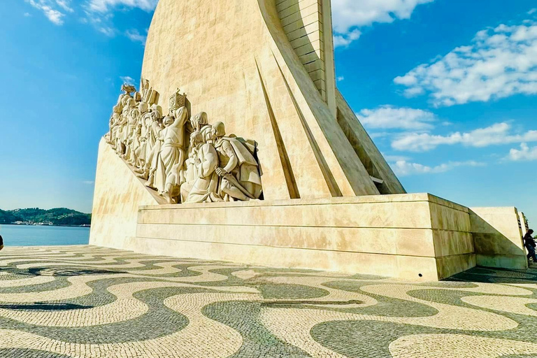 Lisbon: Belem Private Tuktuk Tour with Hotel Pickup