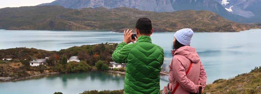 Puerto Natales : Journée complète privée Torres + grotte Milodon