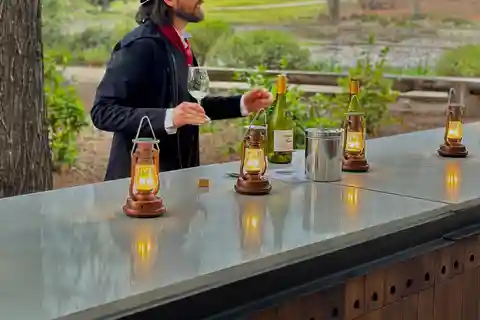 Misterios Nocturnos de Viña Concha y Toro: Tour y Cena con Vino