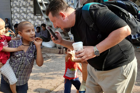 Mumbai: Dharavi Slum Tour met lokale gidsPrivé: Wandeling in de sloppenwijk van Dharavi met lokale gids