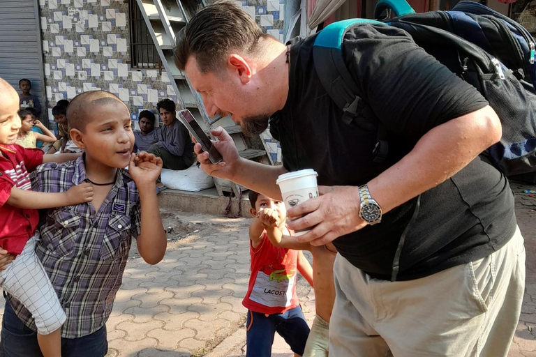 Mumbai: Dharavi Slum Tour mit ortskundigem GuidePrivat: Spaziergang im Dharavi Slum mit ortskundigem Guide