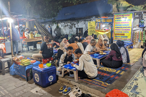 Street Food Tasting by Walking