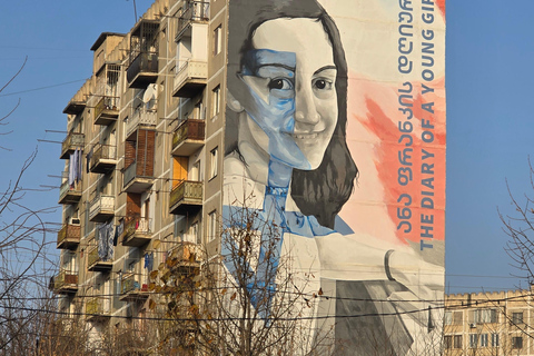 Tbilisi: Soviet District Tour with Local Family Visit