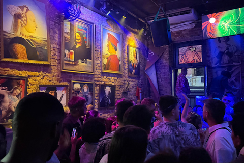 Rio: Fun Pub Crawl in Lapa with Cachaça, Samba and Madness Until Dawn Rio: The madness is here. Fun pub crawl in Lapa