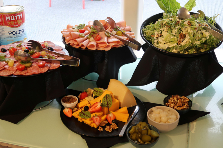 Sydney Harbour: Sightseeing Catamaran Lunch Cruise 3-Course Lunch Cruise - 1 PM