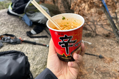 Seoul: Bukhansan Mountain Guided Hike