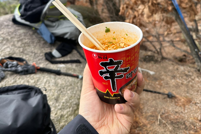 Seoul: Bukhansan Mountain Guided Hike