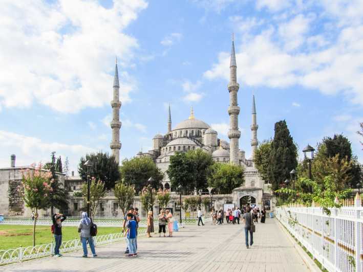 Стамбул: тур для небольших групп по Голубой мечети и собору Святой Софии