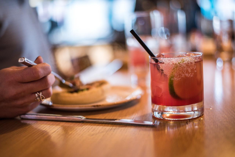Denver: Downtown Dinner Food and Drink Tour