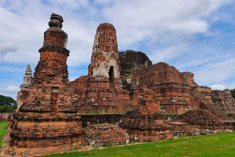 Ayutthaya Day Trip with Air condition Train & Tuk-Tuk Ride