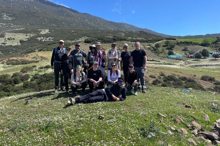 Chefchaouen: Rif Mountains Hiking Adventure with Lunch & 4x4