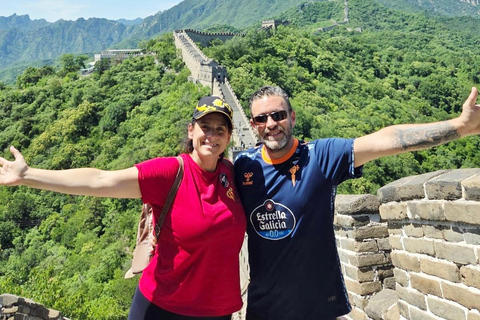 Great Wall Overnight: From Lakeside to Mutianyu & Rural Life
