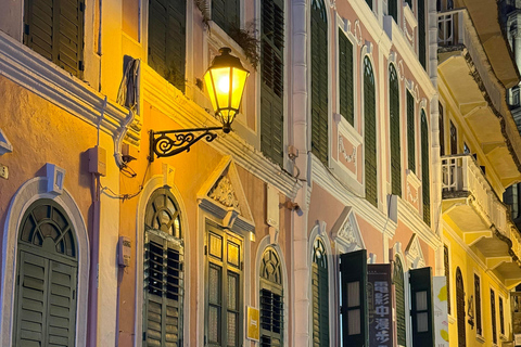 Macau: Old Town Night Tour with Local Guide