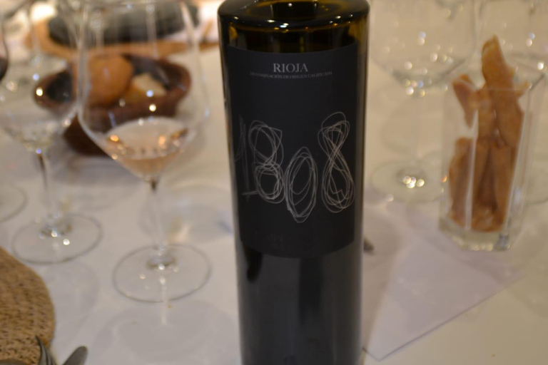 Laguardia: degustazione privata e invecchiamento dei vini di Bodegas 1808 - Casa GarabiteroLaguardia: degustazione privata dei vini di Bodegas 1808 - Casa Garabitero