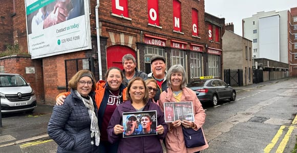 Belfast: 2-Hour Private Award-Winning Political Taxi Tour