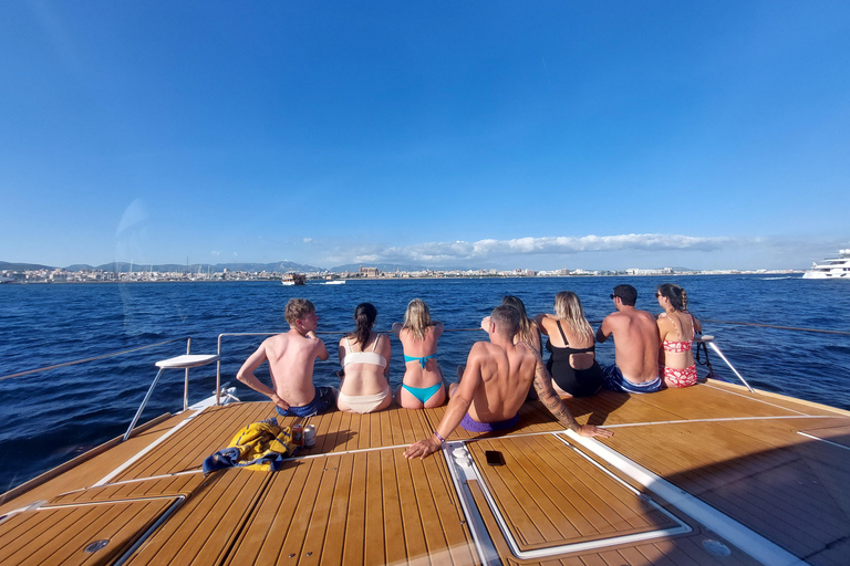 Esperienza di snorkeling a bordo dell&#039;E-Catamaran a Palma BayEsperienza di snorkeling nella baia di Palma