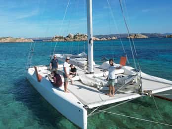 Catamarano: Escursioni nell'arcipelago della Maddalena