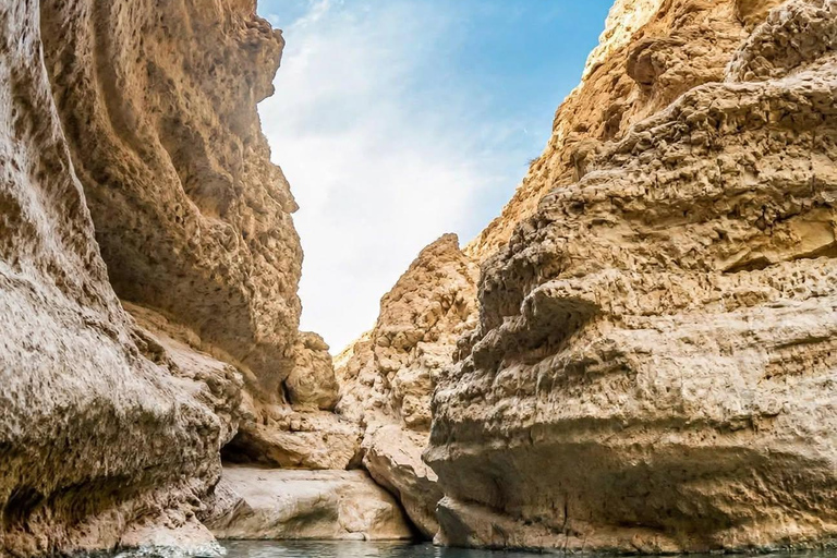 Muscat: Wadi Shab, Fins Beach & Bimmah Sinkhole 4x4 Tour Shared 4x4 Tour