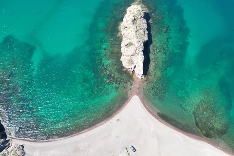 Himalaya Beach: tour of the virgin beach with crystal-clear water