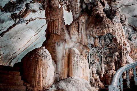 Vang Vieng: Escalada e Balão (Partida de Vientiane)participar no passeio (com ingresso e balão)