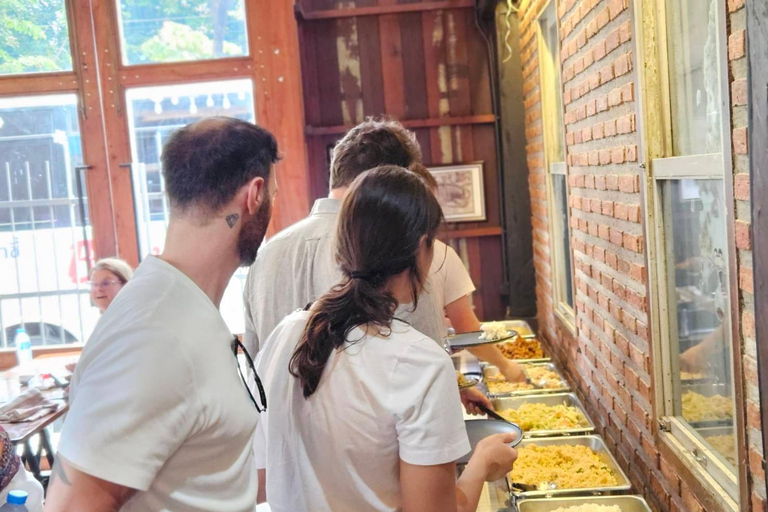 Ayutthaya: Sabieng Riverside Restaurant - Traveller&#039;s Lunch