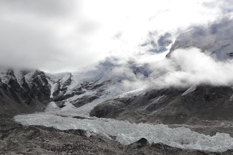 Depuis Katmandou : 11 jours de trek au camp de base de l&#039;Everest avec guide