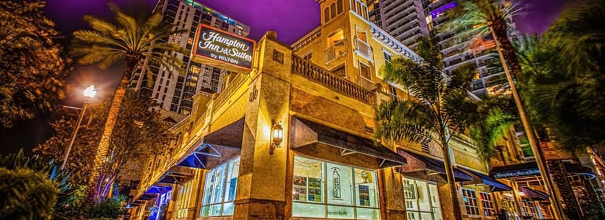 Poison, punition et possession : visites sur les fantômes de Saint-Pétersbourg