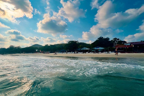 Koh Samet Island Tour with Dinner & Fire Show from Pattaya
