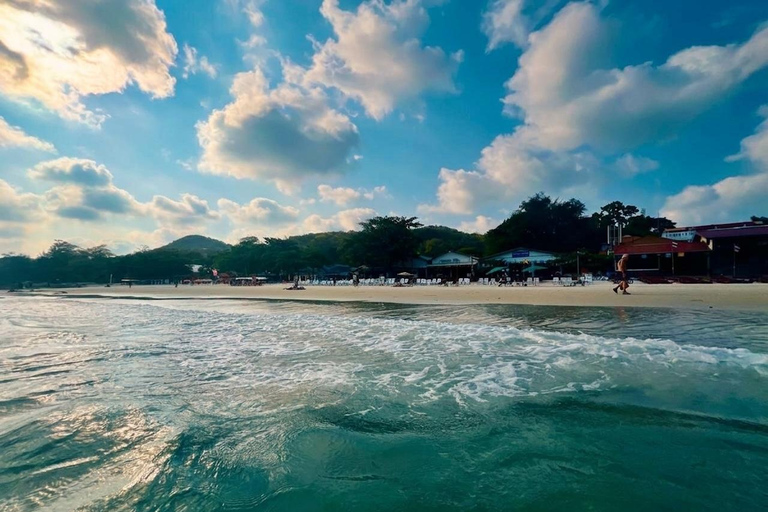 Koh Samet Island Tour with Dinner & Fire Show from Pattaya